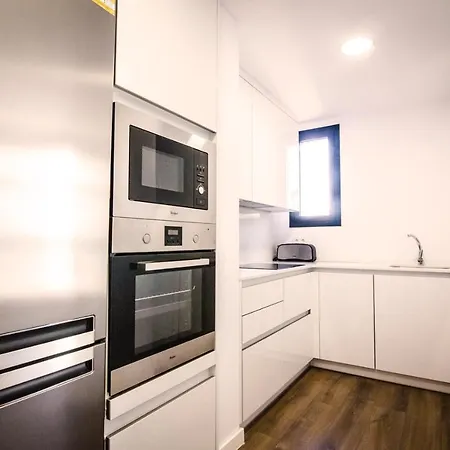 3-1 Apartamento De Diseno En El Centro De *